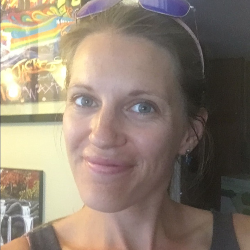 Meet your Posher, Courtneh